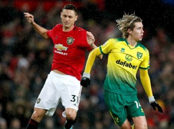 Norwich fall heavily against Manchester United