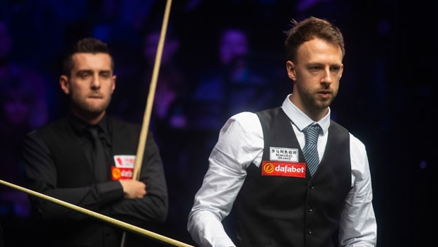 Judd-Trump-and-Mark-Selby