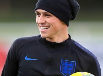 Foden Scores Twice As England Beats Ten-Man Iceland