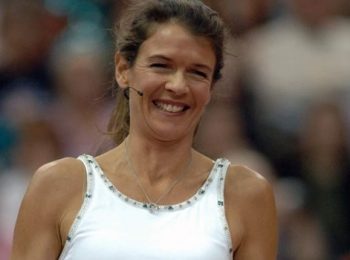 Annabel Croft suggests Federer to change his game to compete against Nadal and Djokovic after his long injury layoff