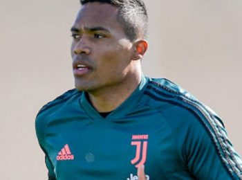 Alex Sandro compares Porto defeat to Napoli’s