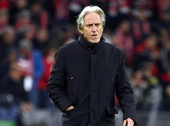 In 30 years as a coach, I’ve never seen anything like this, claims Benfica manager Jorge Jesus after watching Haris Seferovic miss aginst Barcelona