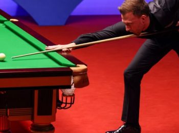 Judd Trump defeats Matthew Selt to progress in English Open