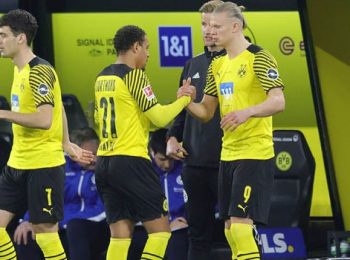 Dortmund star urges teammates to approach away games positively