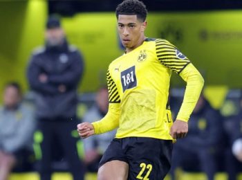 Dortmund slap a hefty price tag on teenage English star midfielder
