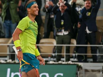 Wimbledon 2022: Rafael Nadal beats Taylor Fritz and abdominal pain to qualify for semis