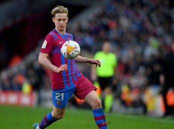 Frenkie De Jong insists on Barcelona stay