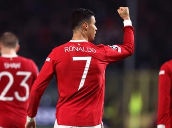 Unless you need to rotate because it’s the rhythm of games – Mikael Silvestre feels Manchester United don’t need to start with Cristiano Ronaldo